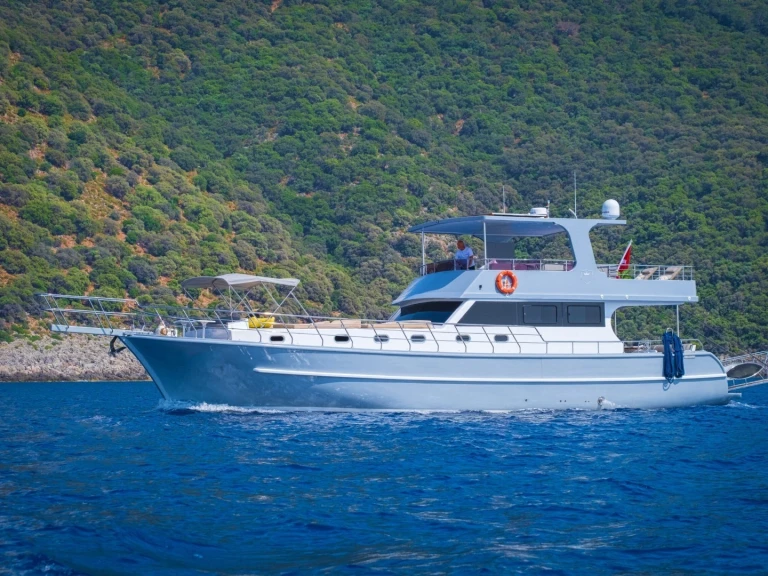 Huur een Custom Made Custom made in Göcek