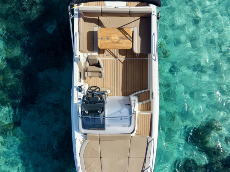 Huur Motorboot met of zonder schipper Quicksilver in Marina Ibiza