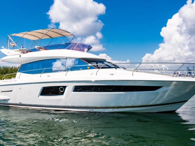 Prestige Prestige 500 Fly te huur van particulier of professional in Miami Beach