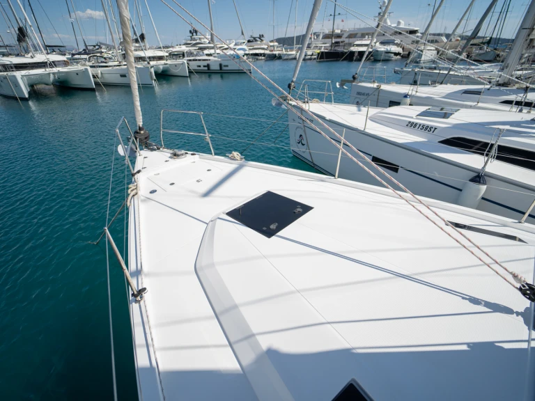 Zeilboot te huur in Kaštela voor de beste prijs