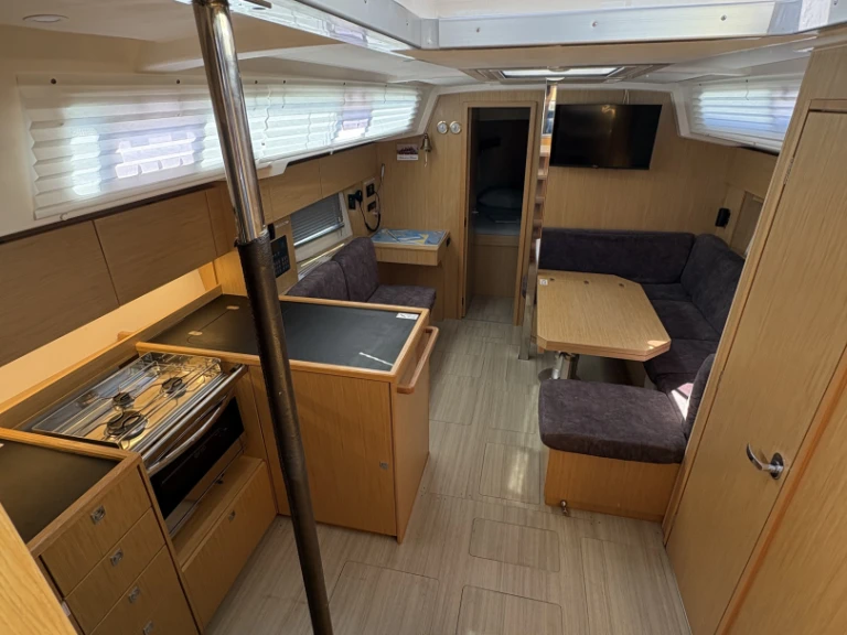 Bavaria Bavaria C38 te huur van particulier of professional in Punat