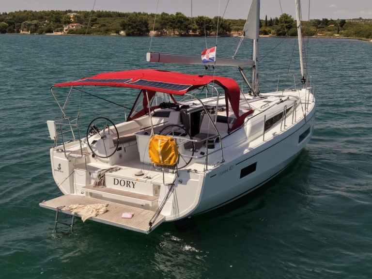 Bootverhuur Pomer goedkoop Oceanis 40.1