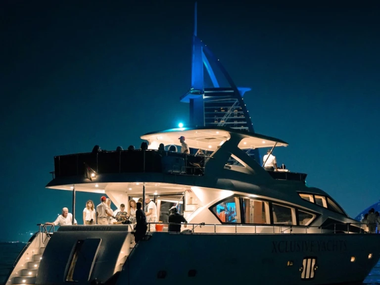 Jacht te huur in Dubai Marina voor de beste prijs