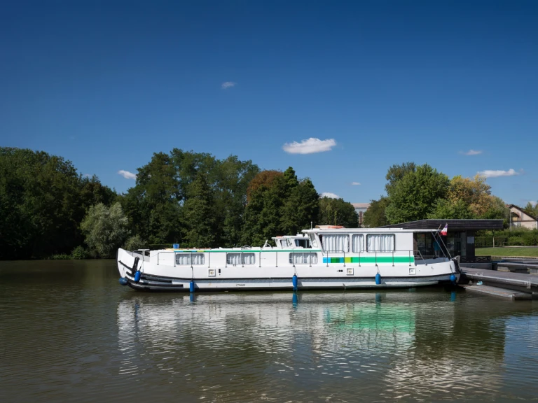 Woonboot te huur in Joigny voor de beste prijs