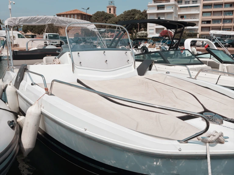Bootverhuur Bénéteau Flyer 6.6 SUNdeck in Sainte-Maxime via SamBoat