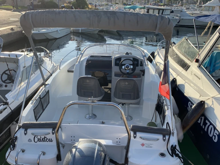 Jeanneau Cap Camarat 5.5 WA Serie 2 te huur van particulier of professional in Cavalaire-sur-Mer