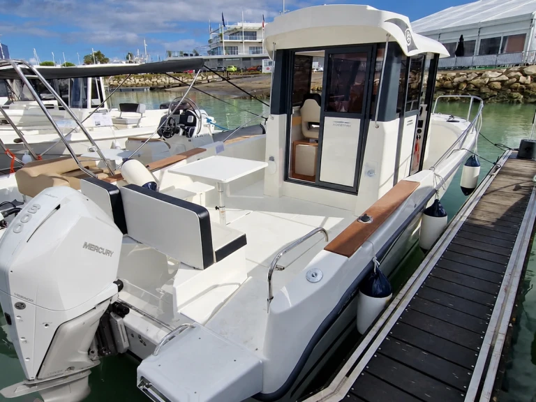 Bootverhuur Ocqueteau Ostrea 700 in Cherbourg-en-Cotentin via SamBoat