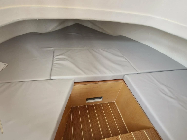 Huur Motorboot met of zonder schipper Ocqueteau in Cherbourg-en-Cotentin