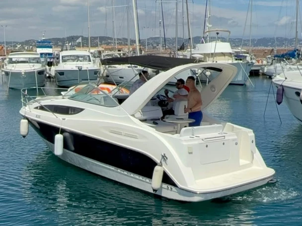 Bootverhuur Bayliner Bayliner 285 Cruiser in Nice via SamBoat
