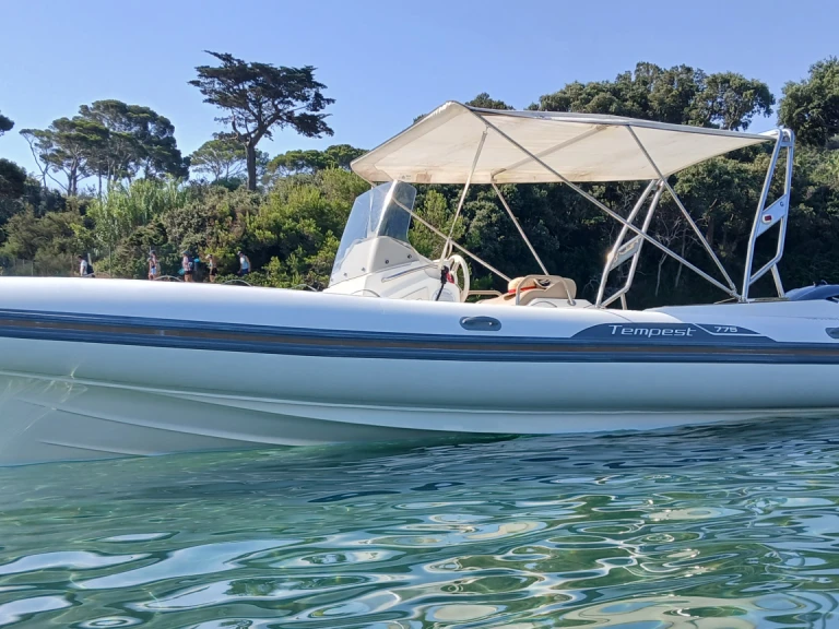 Jachthuur in Hyères - Capelli Capelli 770 Luxe via SamBoat