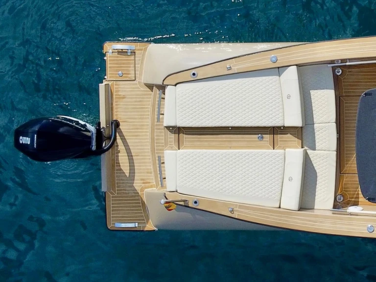Huur Motorboot met of zonder schipper Lilybaeum in Cascais