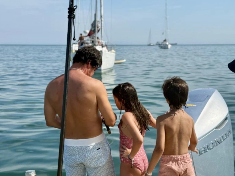 Motorboot te huur in Cascais voor de beste prijs