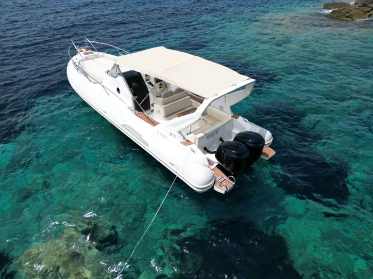 Bootverhuur Porto-Vecchio goedkoop Tempest 1000 WA