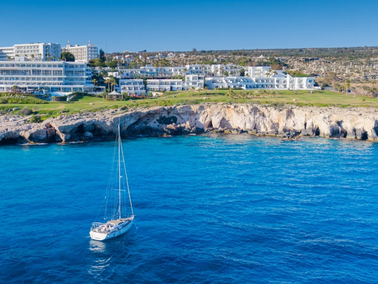 Jeanneau Sun Odyssey 409 te huur van particulier of professional in Protaras