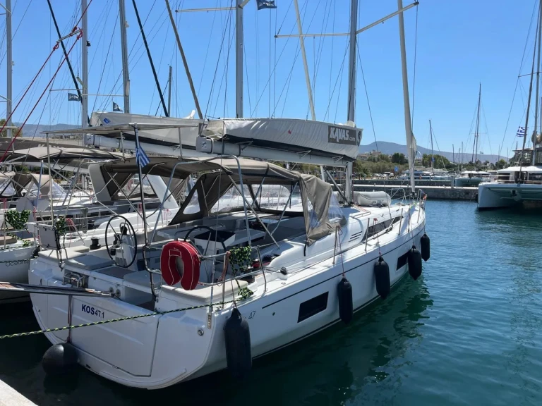 Bootverhuur Bénéteau Oceanis 47 - 5 cab. in Álimos via SamBoat