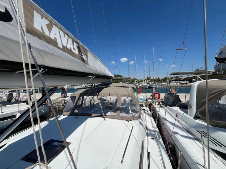 Huur Zeilboot met of zonder schipper Bénéteau in Álimos