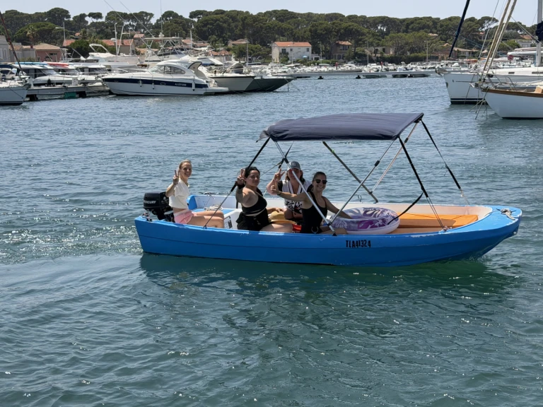 Huur Motorboot met of zonder schipper Yac fun  in Six-Fours-les-Plages
