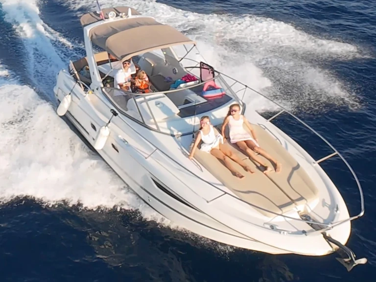 Bootverhuur Jeanneau Leader 8 in Mandelieu-la-Napoule via SamBoat
