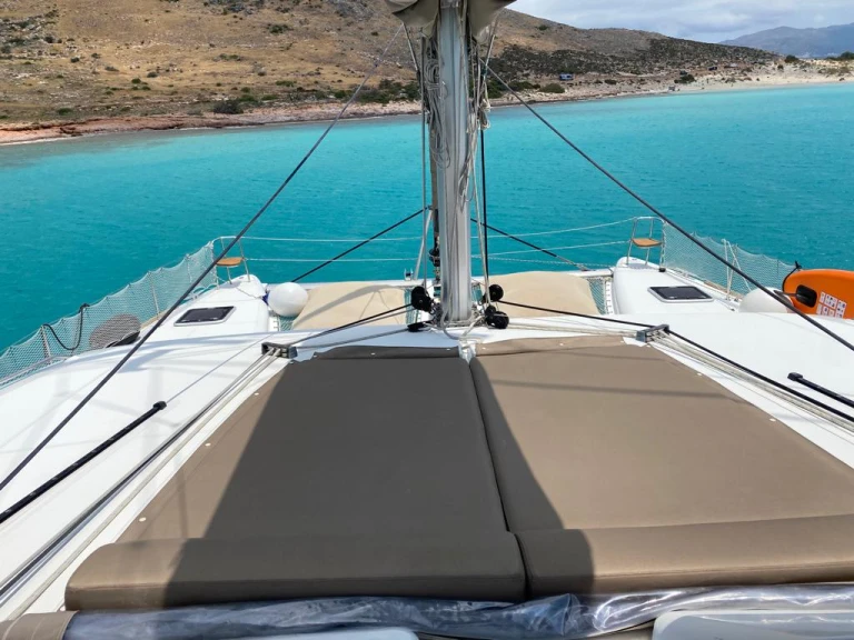 Verhuur Catamaran Lagoon met vaarbewijs