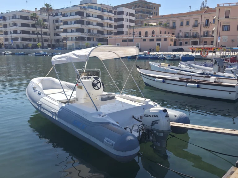 Verhuur RIB in Siracusa - Sacs Sacs S 565