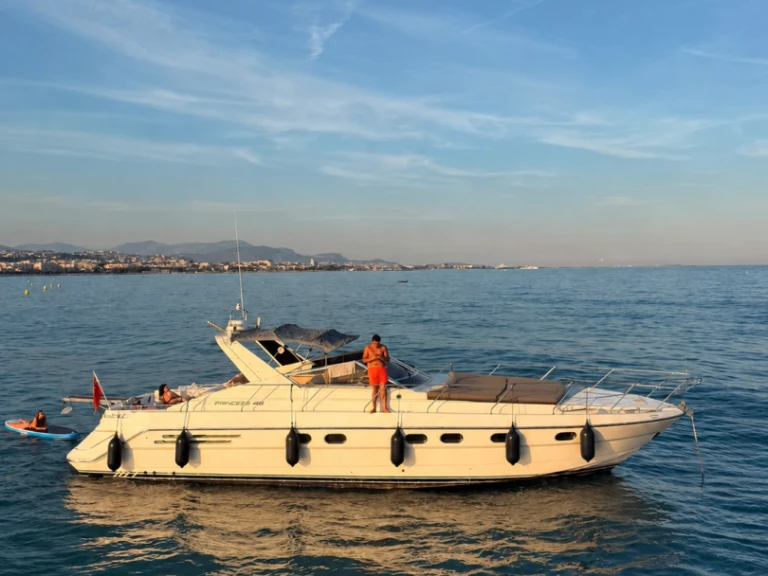 Bootverhuur Frankrijk goedkoop Princess 46