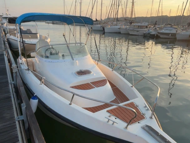 Bootverhuur Balt 6.60 in Marseille via SamBoat
