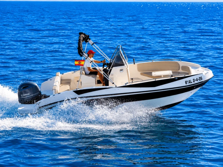 Bootverhuur Nireus 620 CL in Marbella via SamBoat