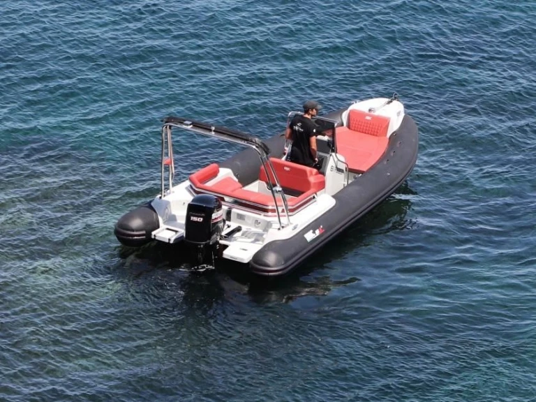 Motorboot te huur in Calvi voor de beste prijs