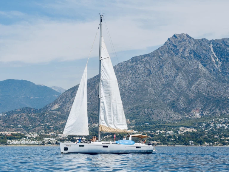 Verhuur Zeilboot Bénéteau met vaarbewijs