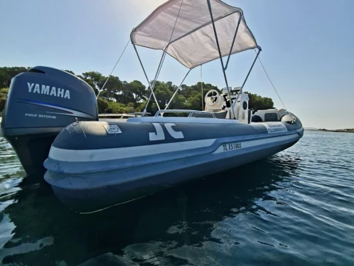 Huur een Joker Boat Clubman 22 in Hyères