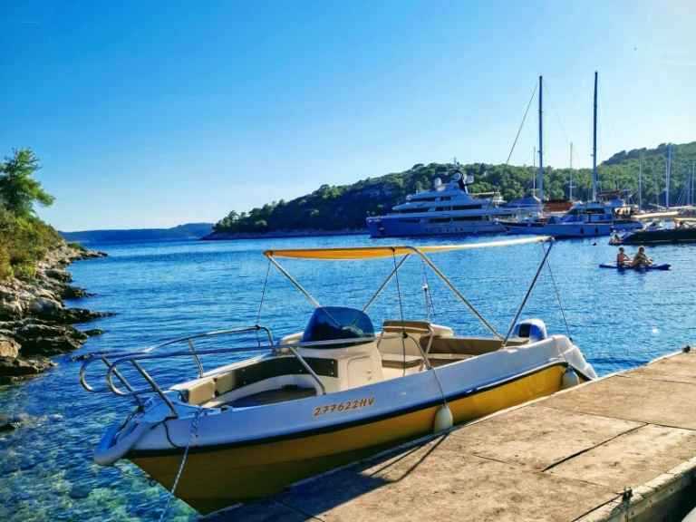 Huur een Marinello Eden 18 in Hvar