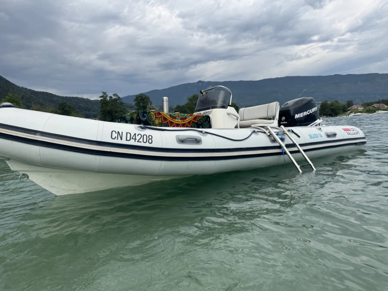Huur RIB met of zonder schipper Valiant in Doussard