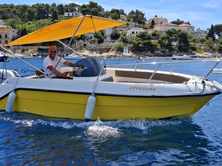 Bootverhuur Marinello Eden 18 in Hvar via SamBoat