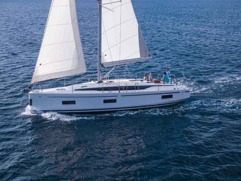 Huur een Bavaria Bavaria C42 in Murter-Kornati