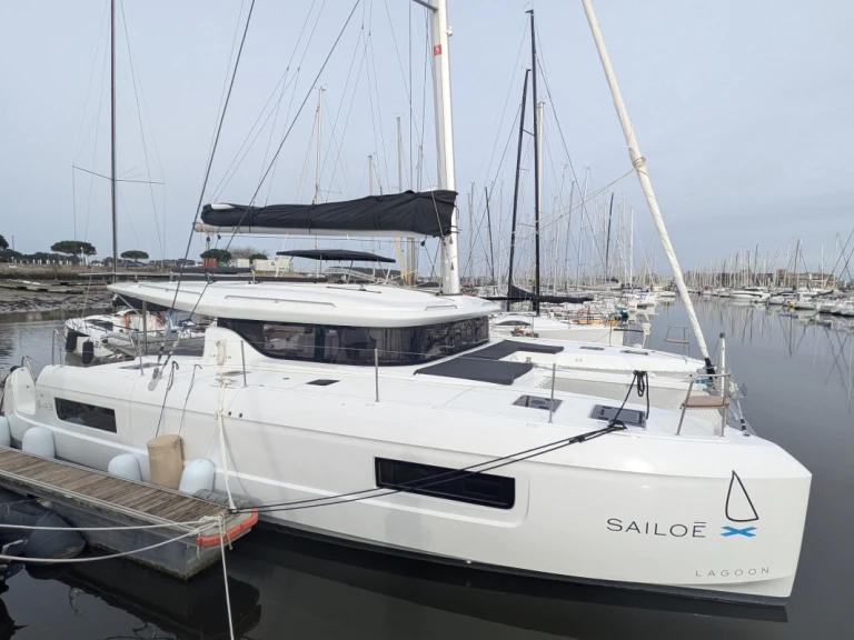 Verhuur Catamaran in Bonifacio - Lagoon Lagoon 43
