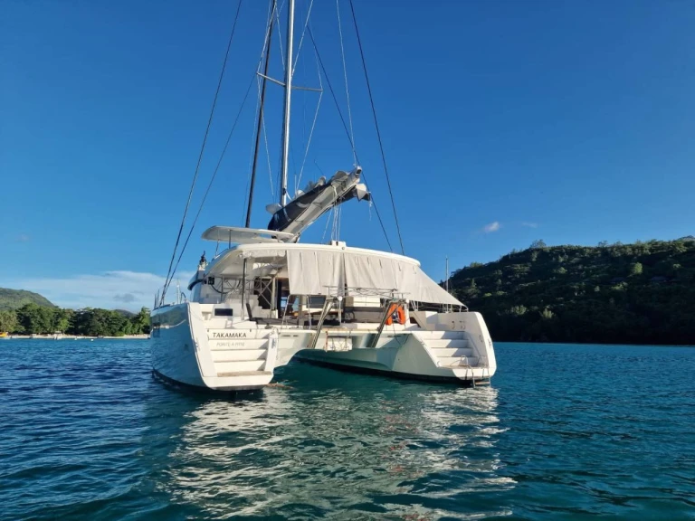 Bootverhuur Bonifacio goedkoop Lagoon 52