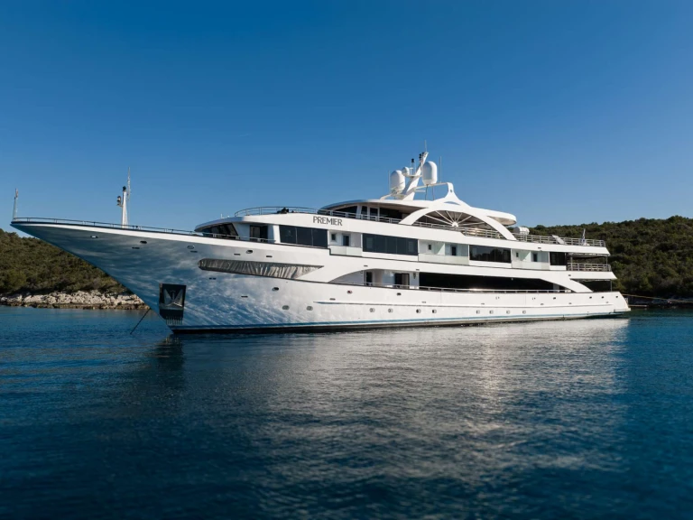 Huur een Custom Premier in Split