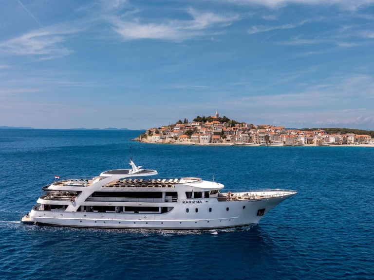 Jachthuur in Split - Custom Karizma via SamBoat