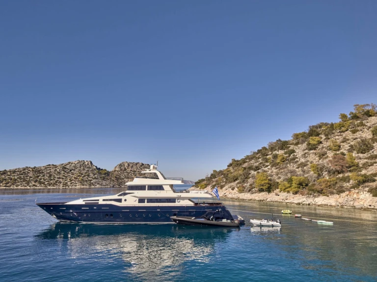 Jacht te huur in Piraeus voor de beste prijs