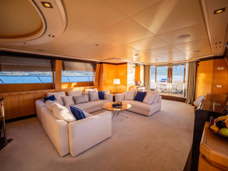 Bootverhuur Athene goedkoop LIBERDADE