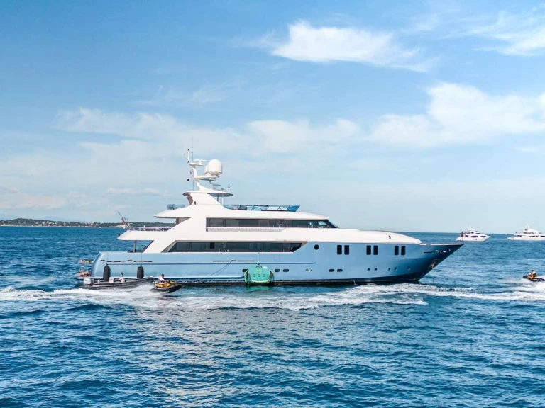 Verhuur Jacht Concept-Marine met vaarbewijs
