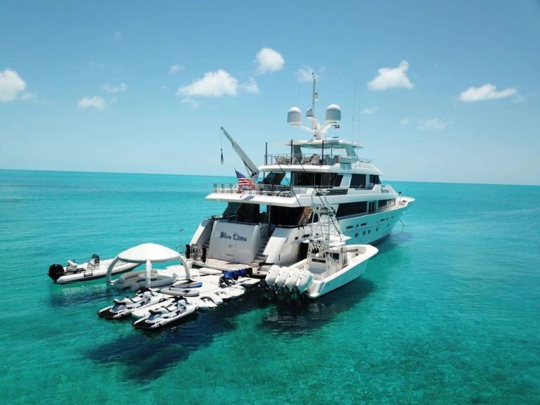 Bootverhuur Westport BLUE TIME in Miami via SamBoat