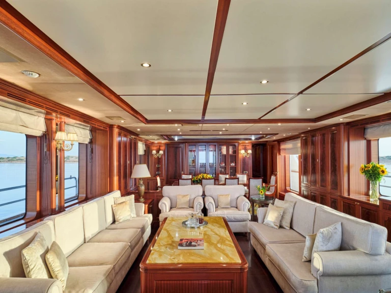 Jachthuur in Athene - Benetti OPTION B via SamBoat