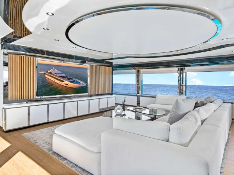Custom PRIVILEGE te huur van particulier of professional in Aventura