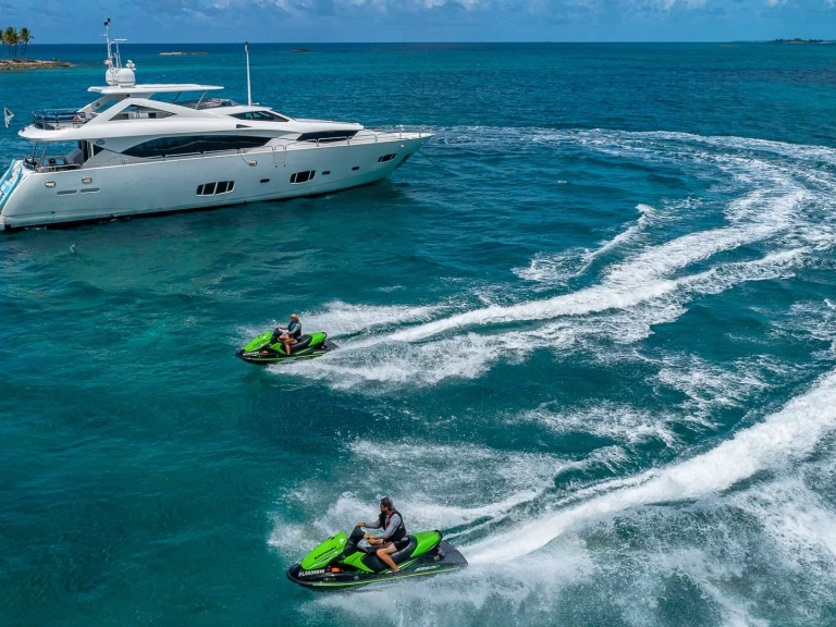 Bootverhuur Sunseeker EMRYS in Nassau via SamBoat