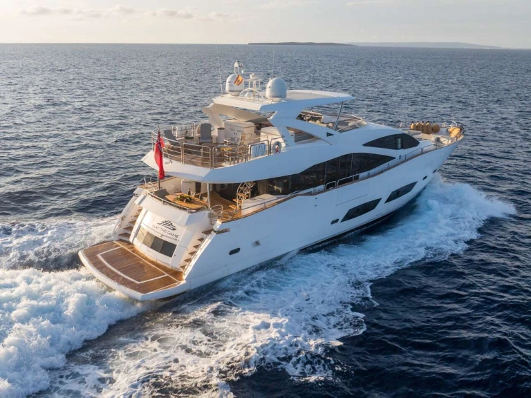 Huur een Sunseeker PLAY THE GAME in Ibiza Town