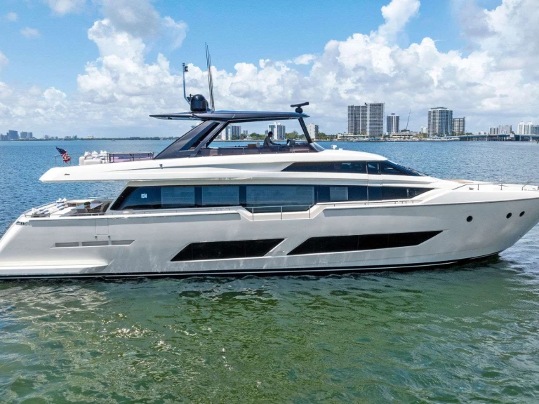Huur een Ferretti THE BRASS RING in Fort Lauderdale