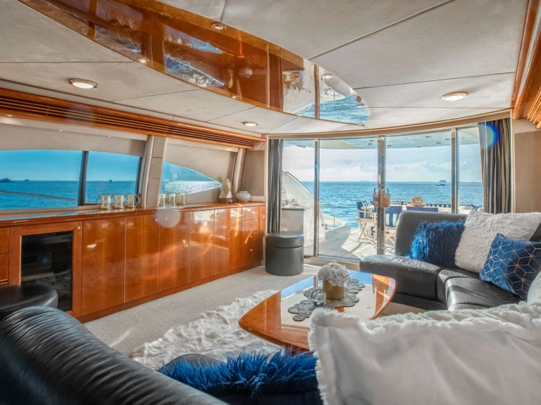Sunseeker LeoLena te huur van particulier of professional in Miami Beach