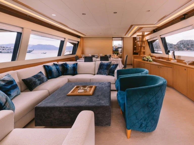 Verhuur Jacht in Athene - Ferretti MAYBE NOT