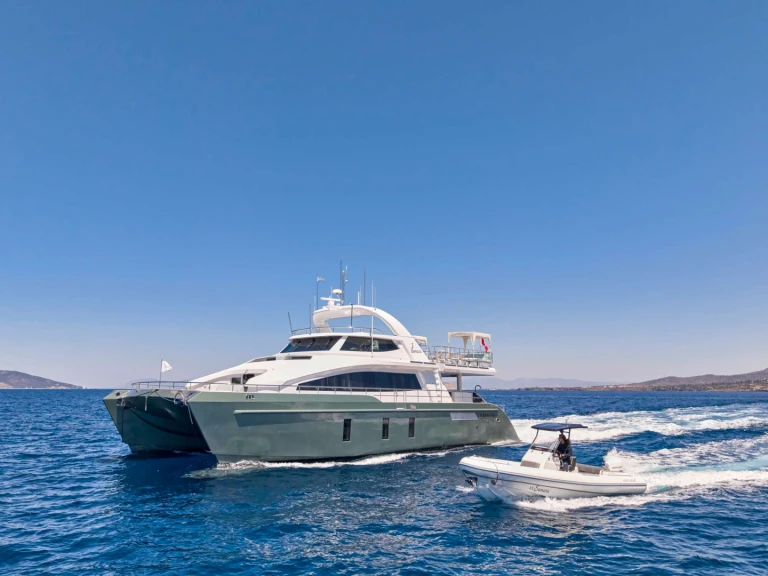 Bootverhuur Custom Power Cat SAMARA in Piraeus via SamBoat